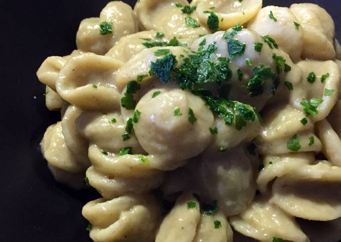 Guida passo passo a Fai Fatto in casa super veloce Orecchiette vellutate ai carciofi