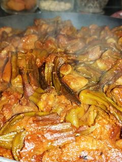 صورة لوصفة صينيه باميه طازجه باللحمه والطعم روعه وبطريقه تمنعها تُسلي
