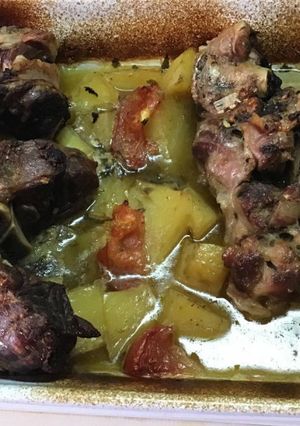 Una foto de Codillos con salsa especial al horno