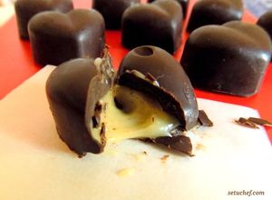 Una foto de Bombones corazón rellenos de crema de orujo
