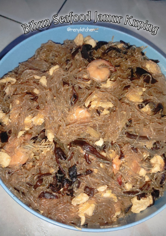 Foto resep Bihun Seafood Jamur Kuping