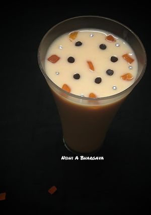आमरस (Aamras Recipe in Hindi) रेसिपी मुख्य फोटो