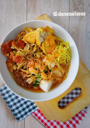 Foto resep Lontong Mie Surabaya
