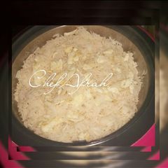 A picture of White rice with white egg.