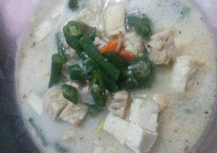 Lodeh Tahu Tempe cabe ijo