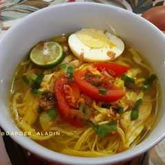 A picture of Soto Ayam Bening.