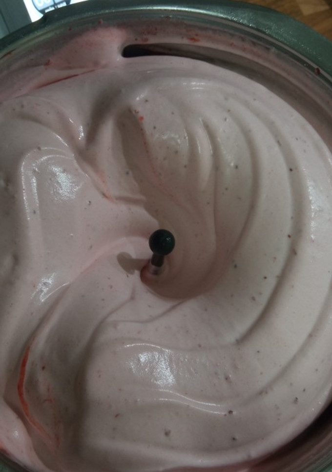 Una foto de Espuma de fresas en Thermomix