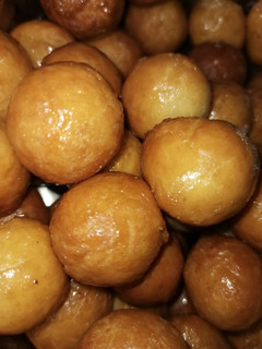 صورة لوصفة لقيمات بالجبن 😍😋