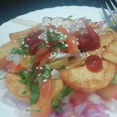 A picture of Honey potato chaat.