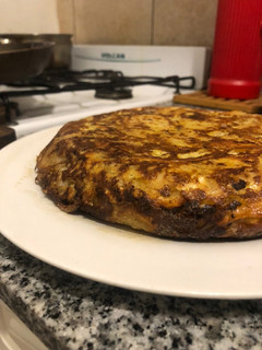Una foto de Tortilla de papas 🥔 no te compliques !