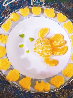 عکسی از دستور 🍮دسر نارنگی🍊 با تزئین ماهی🍊
