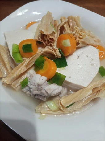 Cara Mudah Membuat Resep Sup kembang tahu, ayam dan tahu yang Bikin Ngiler Anti Ribet, Mantap Sekali