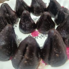 A picture of Oreo biscuit modak.