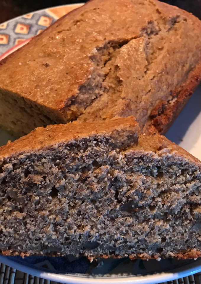 Una foto de Bizcocho de avena con plátanos y nueces