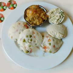 A picture of Veggie Idli.