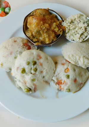A picture of Veggie Idli.