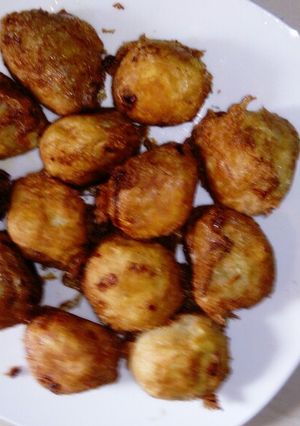 A picture of Yam balls.