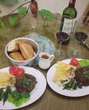 Bò bít tết sốt tiêu đen