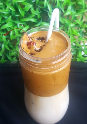 Foto resep Dalgona kopi viral