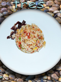 Una foto de Arroz tres delicias
