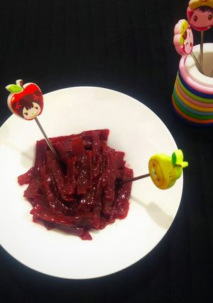 عکسی از دستور لواشک رشته ای با سس😋