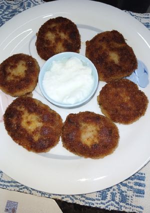 A picture of Italian Potato Cakes/Frittata Di Patate.