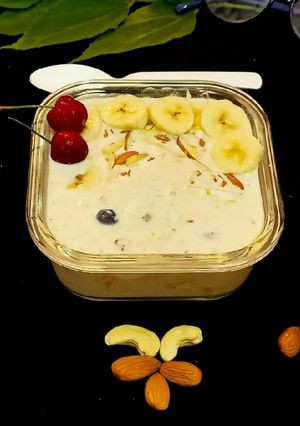 A picture of Instant Oats Banana smoothie bowl (no cook recipe).
