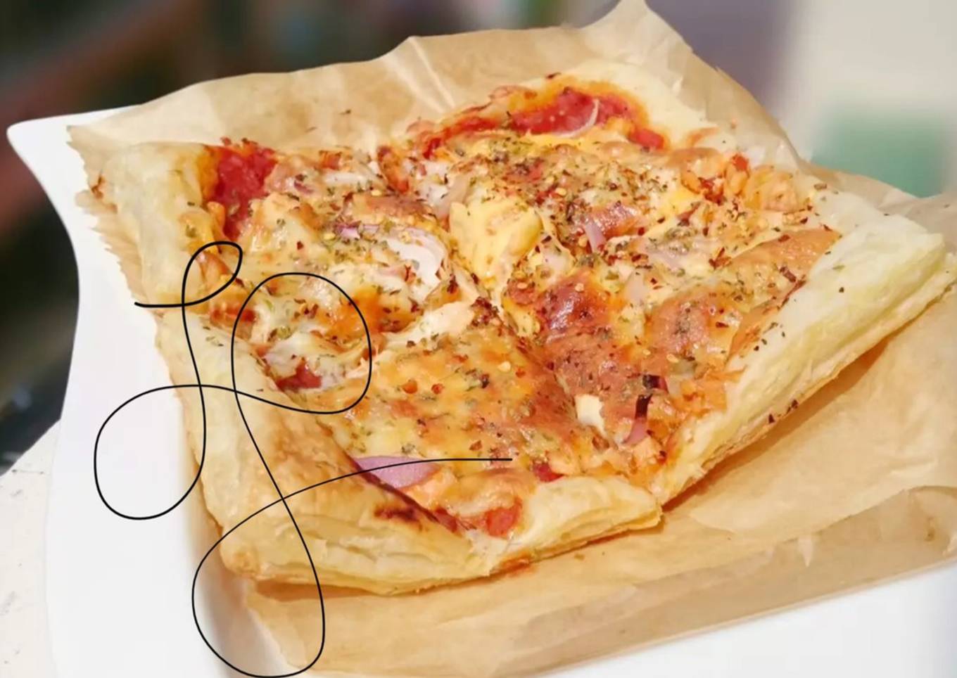 Salmon Puff Pizza