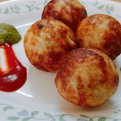 A picture of Bread Rolls.
