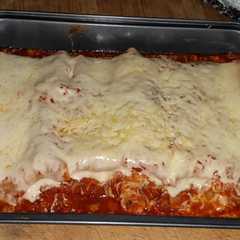 Foto principal de Lasagna bolognesa, cena navideña 2020