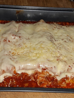 Una foto de Lasagna bolognesa, cena navideña 2020