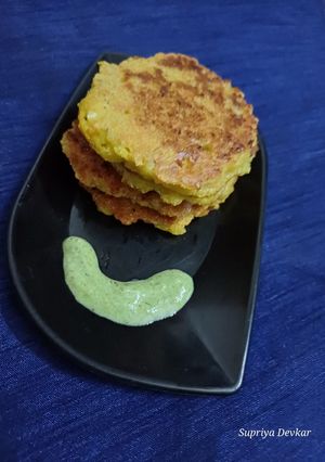 A picture of Sweet corn pancakes.