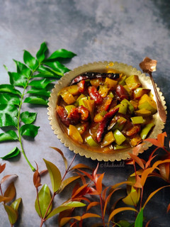 A picture of Dates mango jaggery chatni.