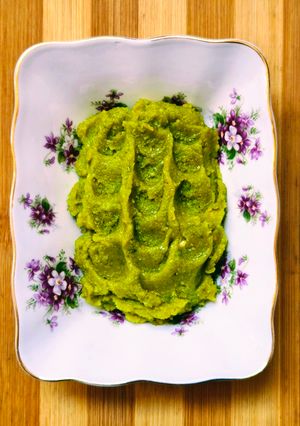 Una foto de Crema saludable de pistachos 🌱 solo 2 ingredientes + paciencia 🧘🏻♀️