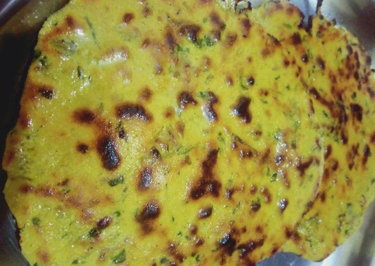 Besan roti, methi palak mixed missi roti