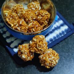 Murmure ladoo puffed rice ladoo A picture of Murmure ladoo puffed rice ladoo.