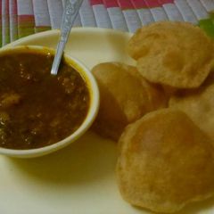 A picture of Poori Chane.