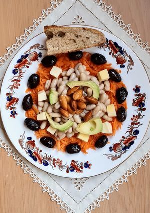 Una foto de Ensalada de alubias blancas enlatadas 🥫