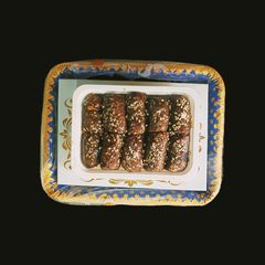 A picture of Dates Almond Roll.