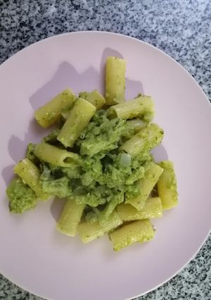 Una foto de Pasta con brócoli (a la machaza)