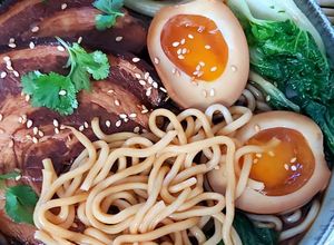 Une photo de Ramen au porc Chashu à ma façon