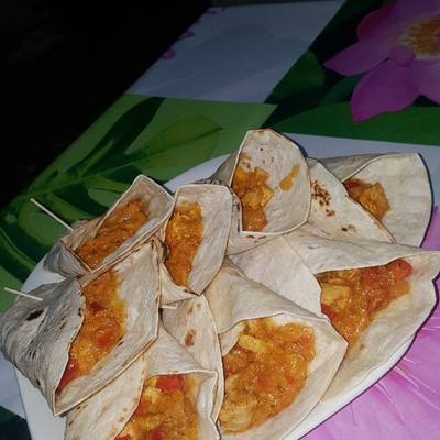 Burritos de pollo y verduras Receta de Raquel - Cookpad