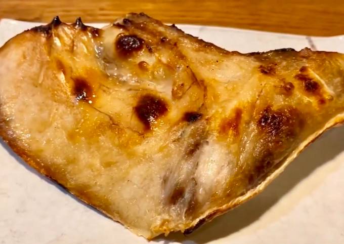 How to Prepare Homemade Grilled fish collar