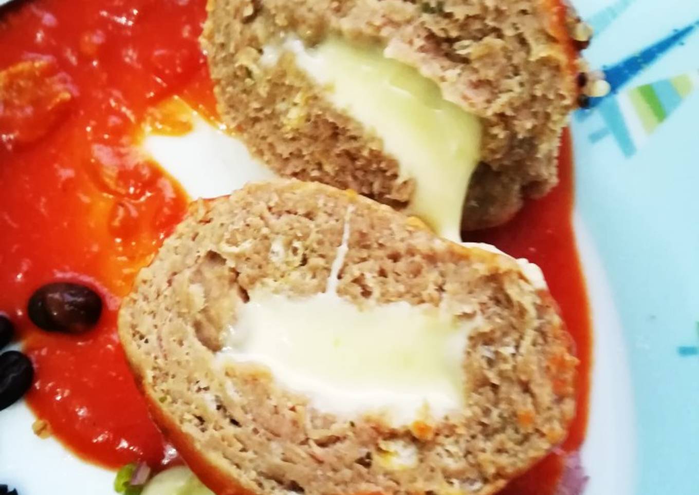 Albóndigas de pavo rellenas con queso