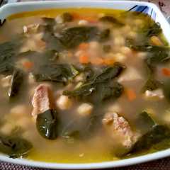 Foto principal de Garbanzos con pavo y espinacas