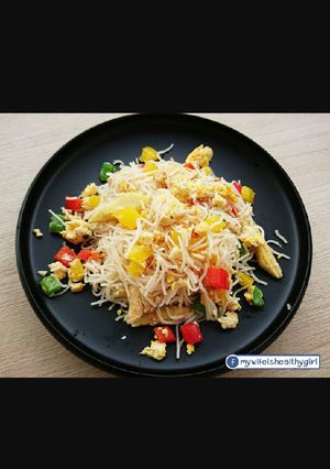 รูปของ ผัดขนมจีน