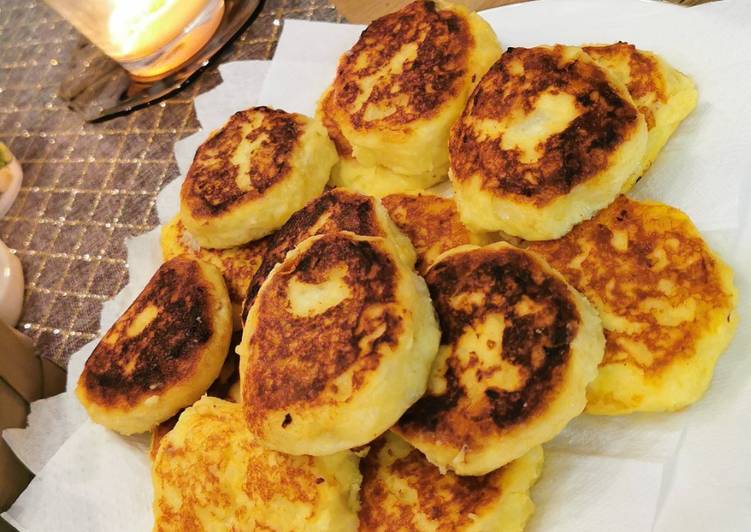 Steps to Prepare Award-winning Potato Pancakes