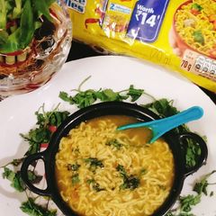 A picture of Maggie soup 🍲 Maggie masala soup 🍲🍲😋😘😘.