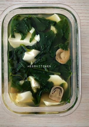 Hình của món Canh mồng tơi nấu nấm rơm và đậu hũ non chay.