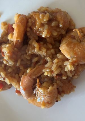 Una foto de Arroz meloso con rape, cola de gambón y pimiento choricero